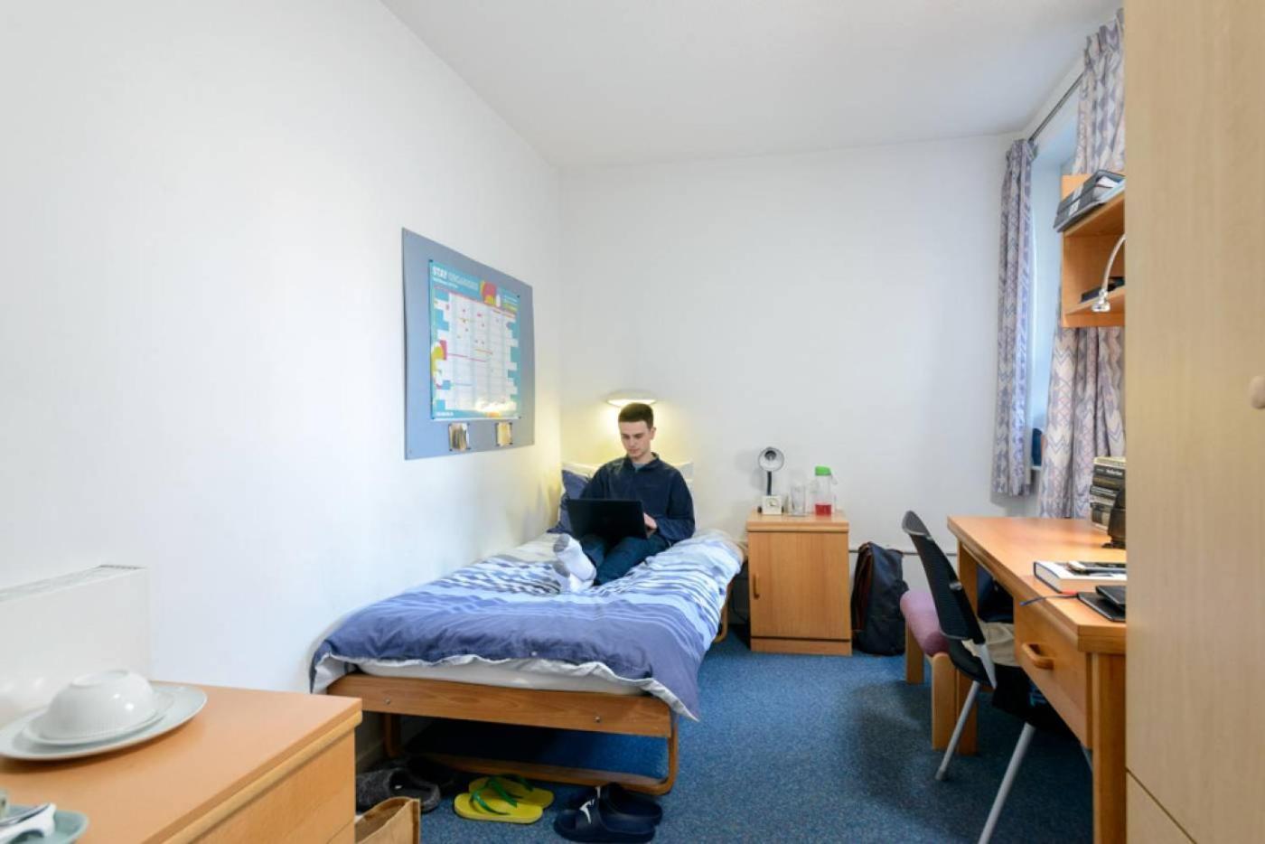 Schafer House Apartment *